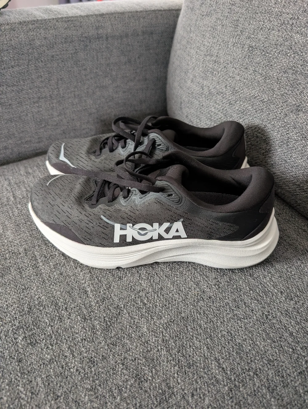 Hoka sleek runner